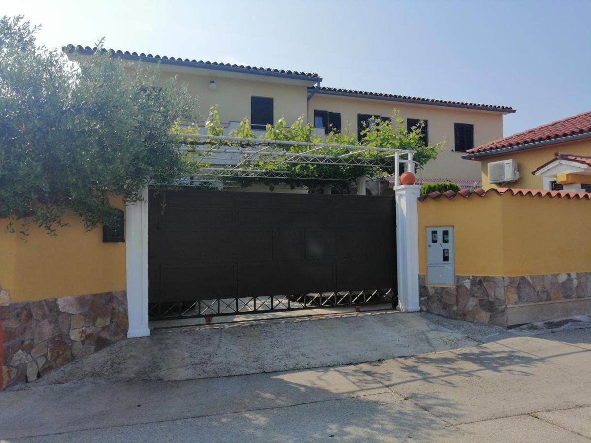 T&D Apartmani PUY Exterior foto